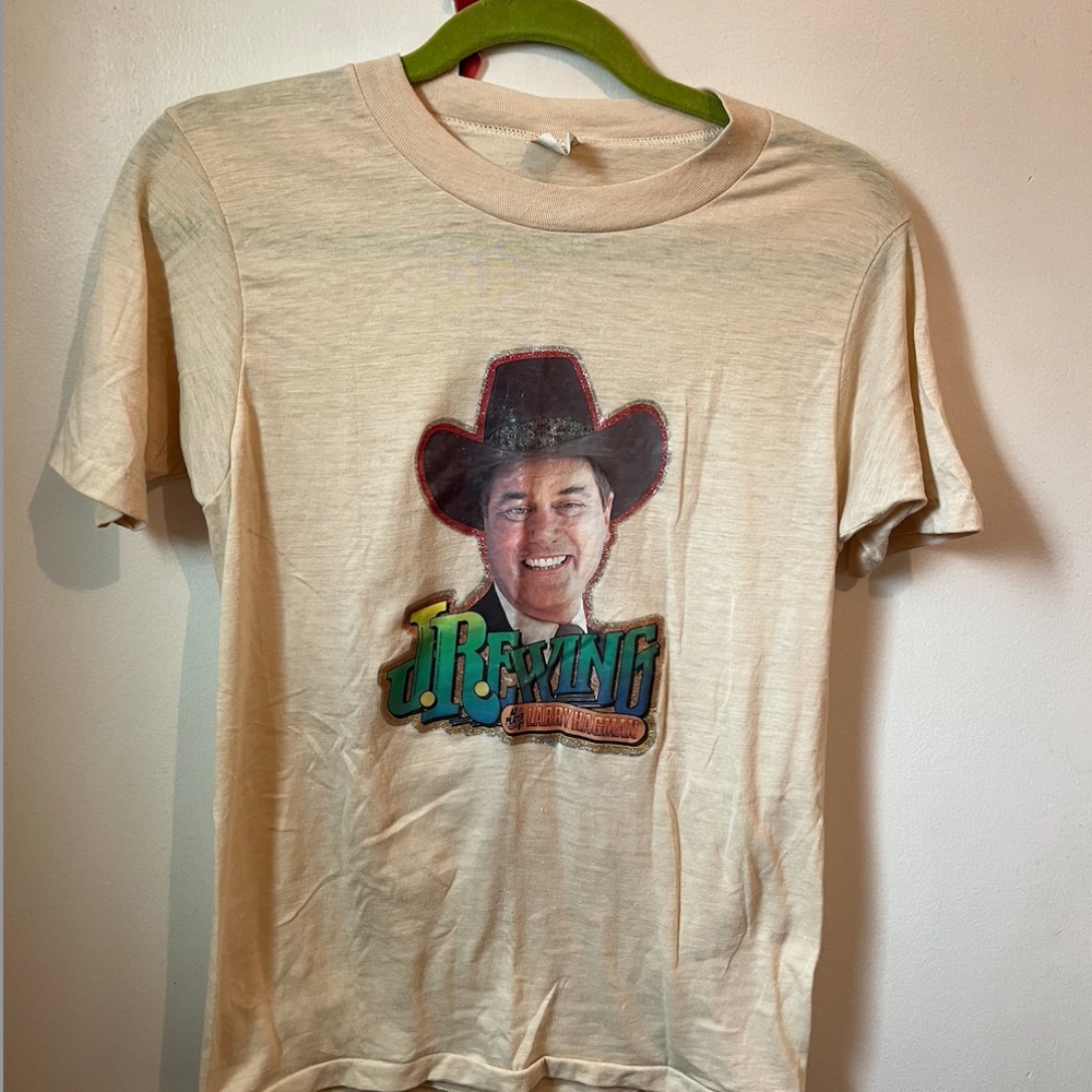 Vintage JR Ewing Larry Hagman Dallas soft thin tee